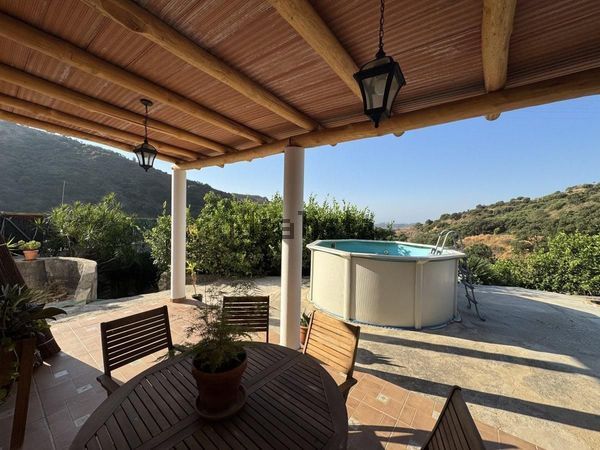 3-bedroom freehold villa in Estepona — photo 5 of 5