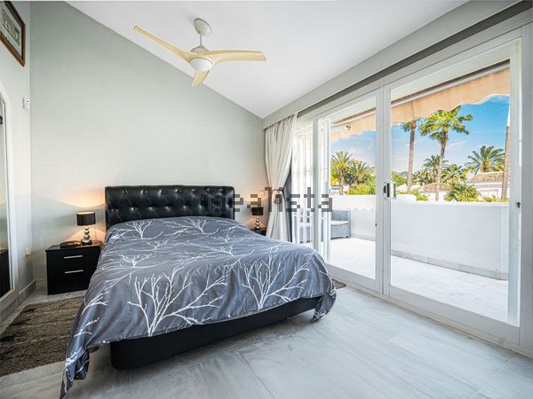 3-bedroom freehold villa in Marbella — photo 3 of 5