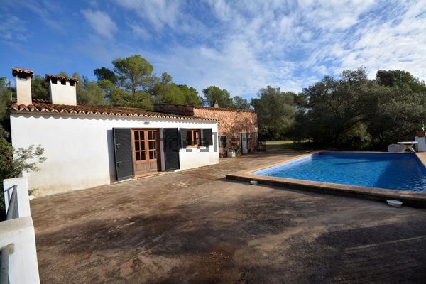 2-bedroom freehold villa in Palma — photo 1 of 5