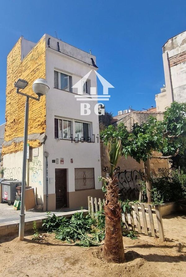 Terraced house in Calle de les Germanes, Casc Antic, Lloret de Mar — image 4