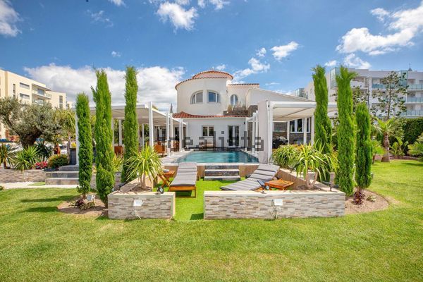 5-bedroom freehold villa in Roses — photo 1 of 5
