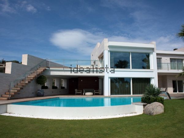 6-bedroom freehold villa in Castell-Platja d'Aro — photo 3 of 5