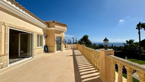 6-bedroom freehold villa in Marbella — photo 2 of 5