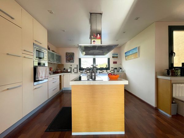 5-bedroom freehold villa in Roses — photo 4 of 5