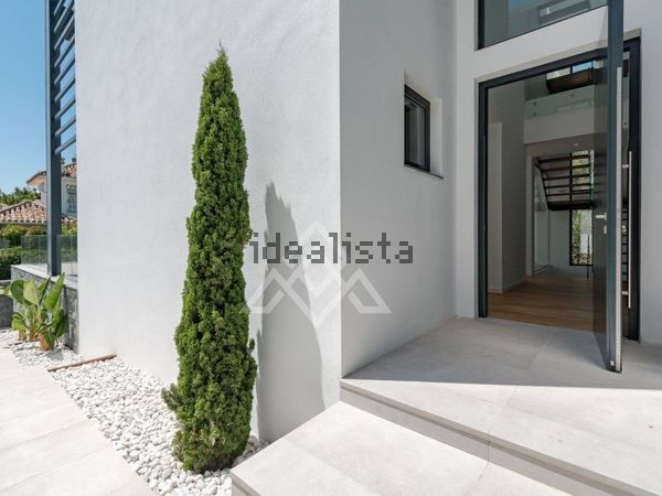 Detached house in Calle Gijón, 7 -5, Marbesa, Marbella — image 4