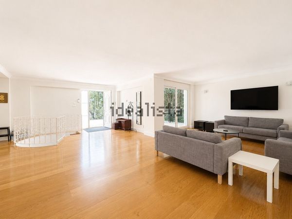 4-bedroom freehold villa in Marbella — photo 2 of 5