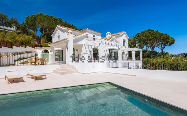 5-bedroom freehold villa in Benahavís — photo 3 of 5