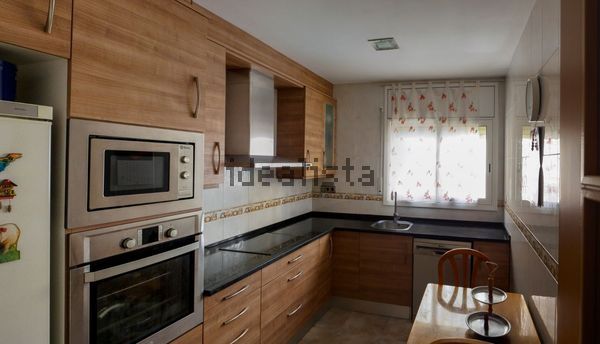 3-bedroom freehold villa in Blanes — photo 1 of 5