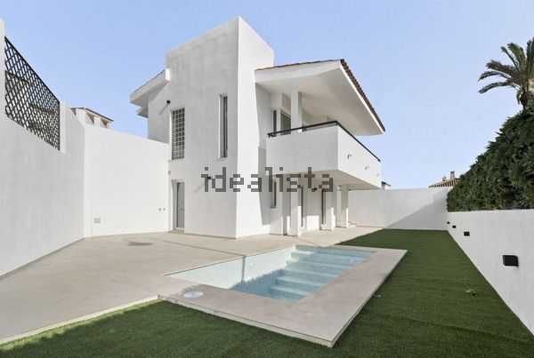4-bedroom freehold villa in Mijas — photo 1 of 5