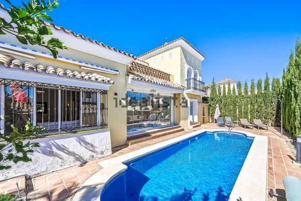 3-bedroom freehold villa in Marbella — photo 5 of 5