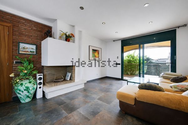 5-bedroom freehold villa in L'Escala — photo 1 of 5