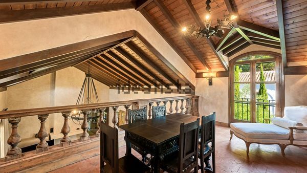 10-bedroom freehold villa in Estepona — photo 5 of 5
