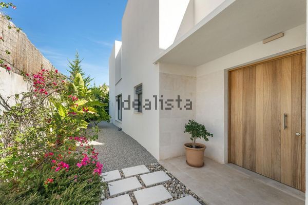 5-bedroom freehold villa in Palma — photo 2 of 5