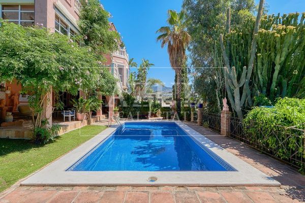 5-bedroom freehold villa in Málaga — photo 3 of 5