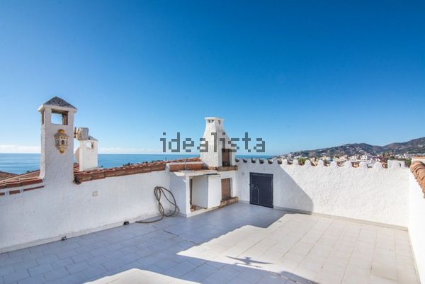 4-bedroom freehold villa in Nerja — photo 3 of 5