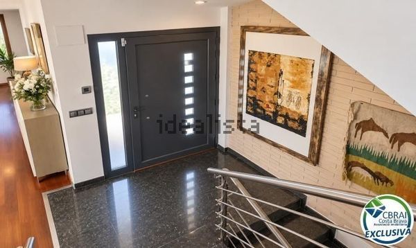 4-bedroom freehold villa in Roses — photo 3 of 5
