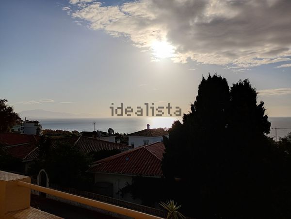 4-bedroom freehold villa in Manilva — photo 4 of 5