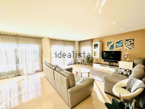 4-bedroom freehold villa in Lloret de Mar — photo 4 of 5