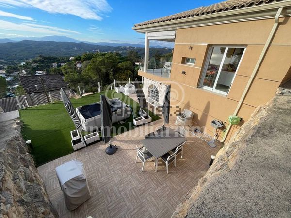 4-bedroom freehold villa in Lloret de Mar — photo 5 of 5