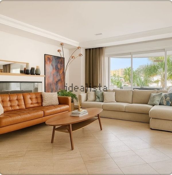 4-bedroom freehold villa in Estepona — photo 3 of 5