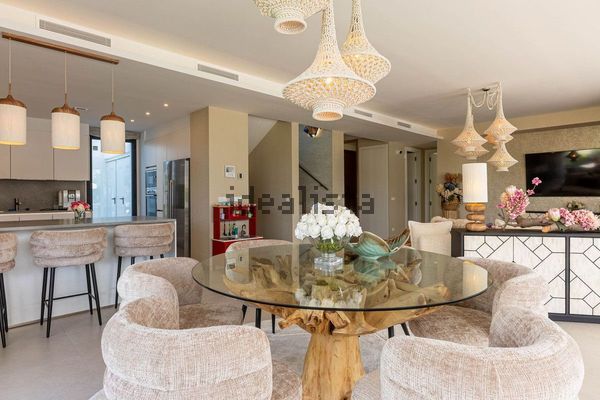 7-bedroom freehold villa in Mijas — photo 5 of 5