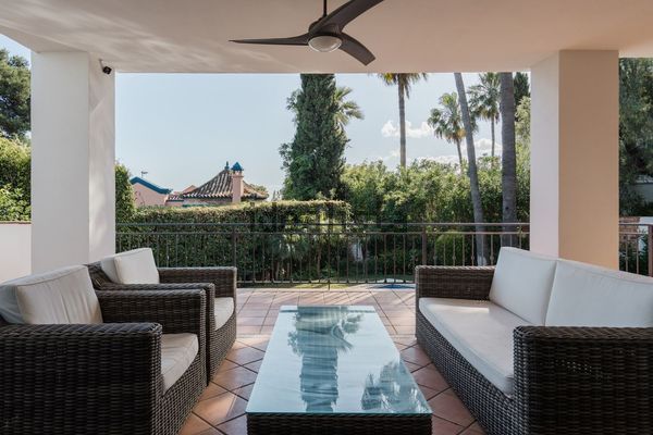 Detached house in Urbanización el Rosario, El Rosario-Ricmar, Marbella — image 5