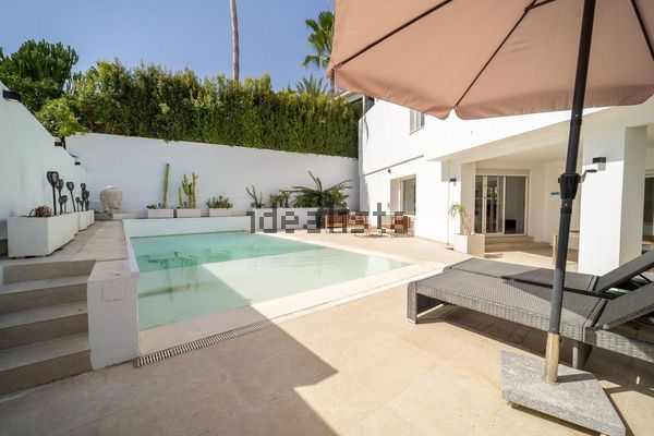 3-bedroom freehold villa in Marbella — photo 4 of 5