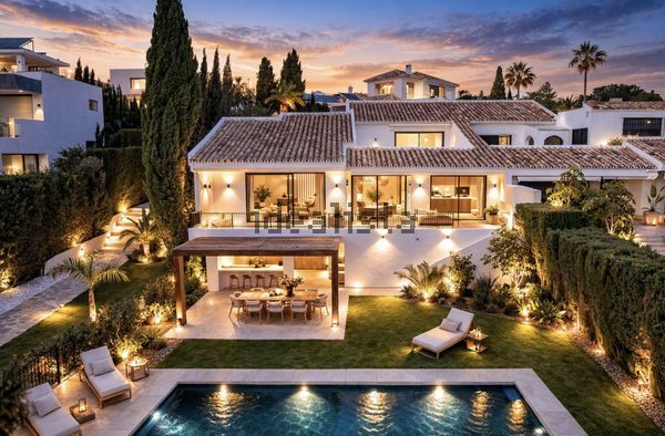 4-bedroom freehold villa in Benahavís — photo 1 of 5