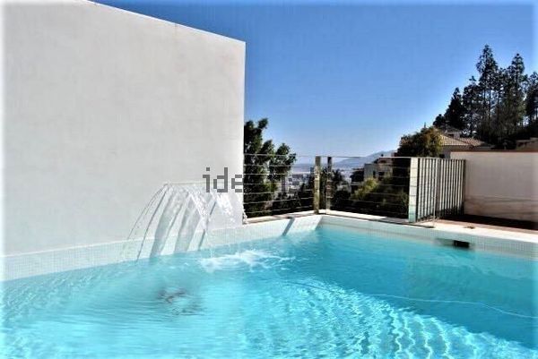 6-bedroom freehold villa in Málaga — photo 2 of 5