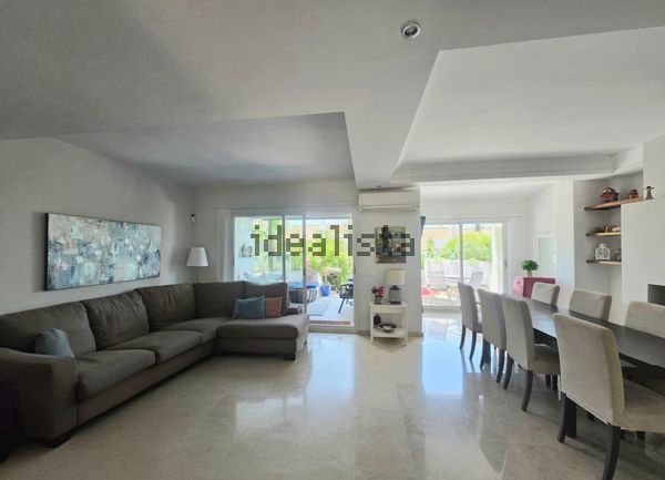 Terraced house in Pintor Losada, 5, Lomas de Marbella Club, Marbella — image 5