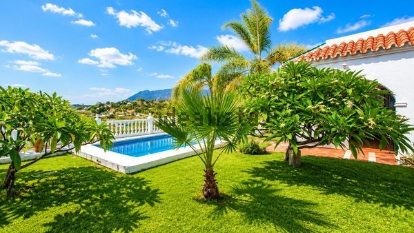 3-bedroom freehold villa in Estepona — photo 5 of 5