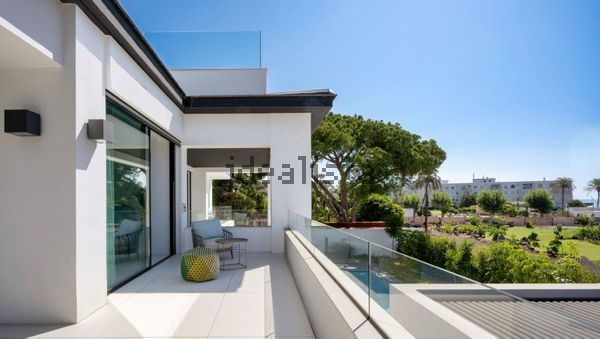 Detached house in Calle los Cipresès, San Pedro Pueblo, Marbella — image 3