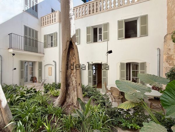 2-bedroom freehold villa in Palma — photo 1 of 5