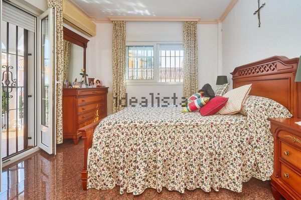 5-bedroom freehold villa in Fuengirola — photo 4 of 5