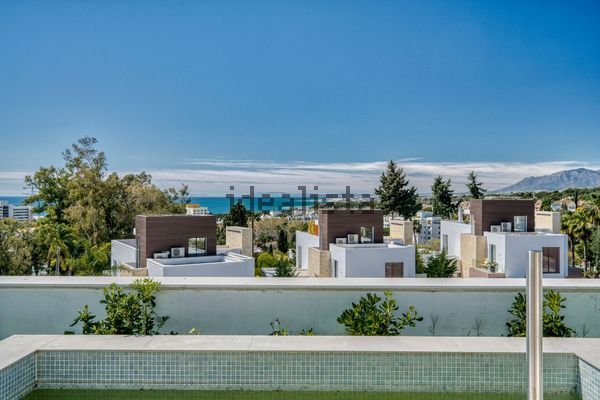 Detached house in Calle Vigil de Quiñones, 1, La Merced, Marbella — image 3