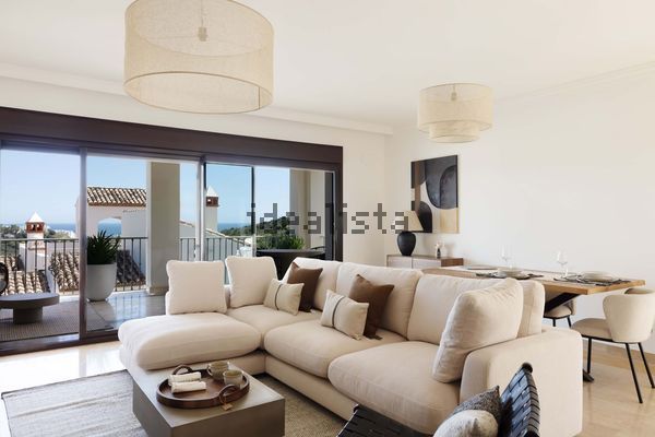3-bedroom freehold villa in Estepona — photo 4 of 5