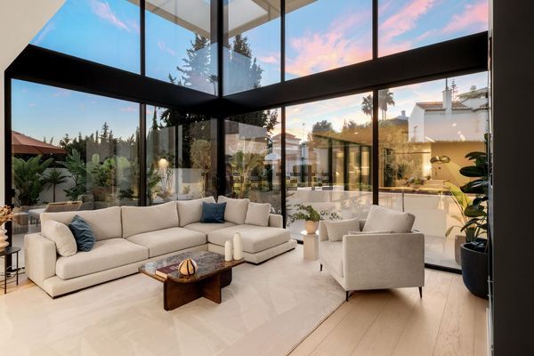 4-bedroom freehold villa in Marbella — photo 2 of 5