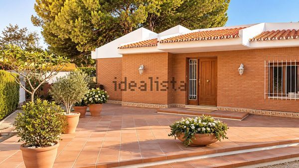 Detached house in Pinares de San Antón, Málaga — image 5