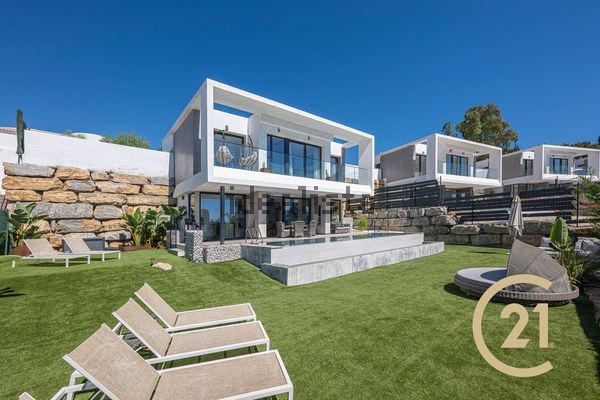 Detached house in Calle Nicaragua, 49, Valle Romano Golf, Estepona — image 3