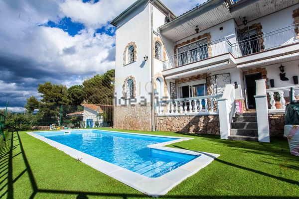 4-bedroom freehold villa in Lloret de Mar — photo 1 of 5