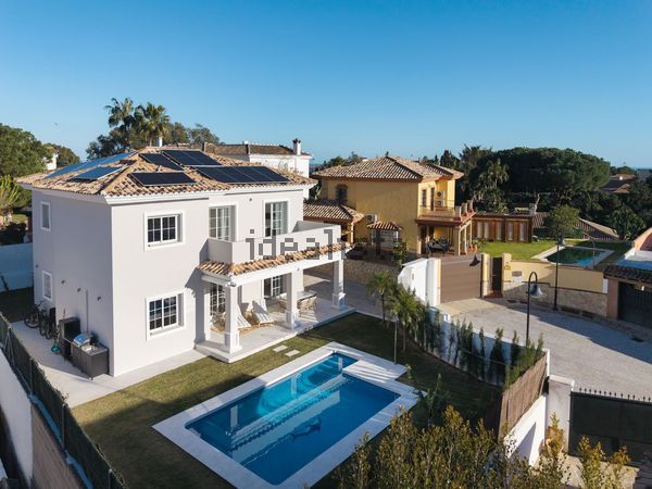 4-bedroom freehold villa in Mijas — photo 1 of 5