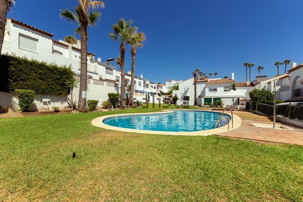 Terraced house in Bel-Air, Estepona — image 3