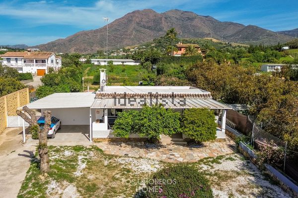 2-bedroom freehold villa in Estepona — photo 3 of 5