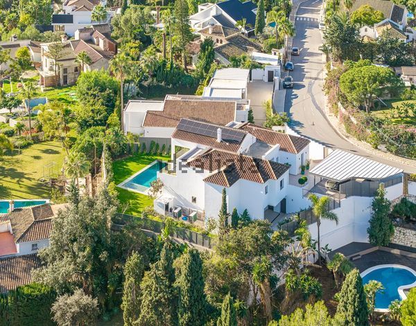 4-bedroom freehold villa in Marbella — photo 2 of 5