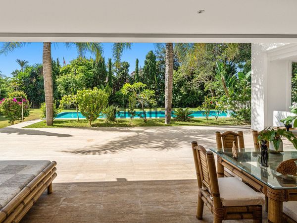 Detached house in Calle Galicia, Casasola, Estepona — image 4