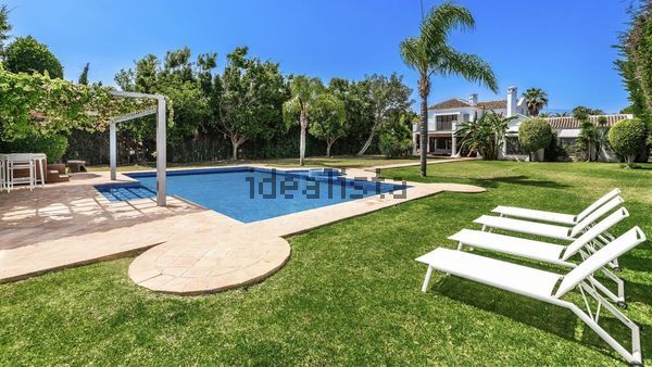 6-bedroom freehold villa in Marbella — photo 2 of 5