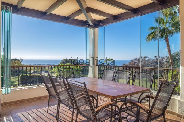 8-bedroom freehold villa in Marbella — photo 3 of 5