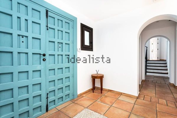 6-bedroom freehold villa in Marbella — photo 5 of 5