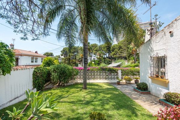3-bedroom freehold villa in Marbella — photo 4 of 5