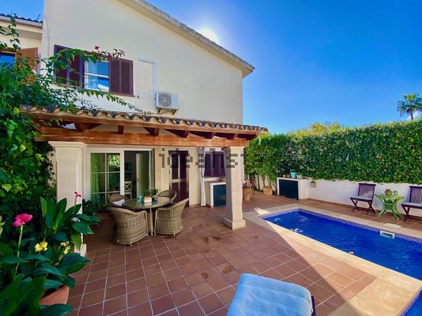 4-bedroom freehold villa in Palma — photo 1 of 5